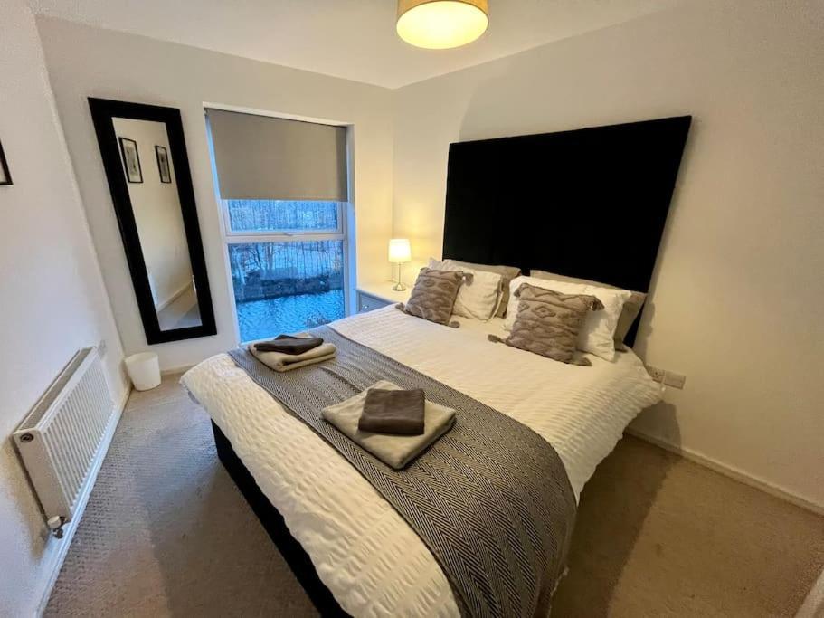 Etihad Fc 2Br Apartment With Water View Manchester Zewnętrze zdjęcie